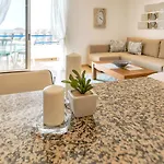 דירה On The Ocean Coast אדחה