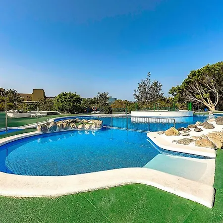 Studio On The Ocean Coast 아파트